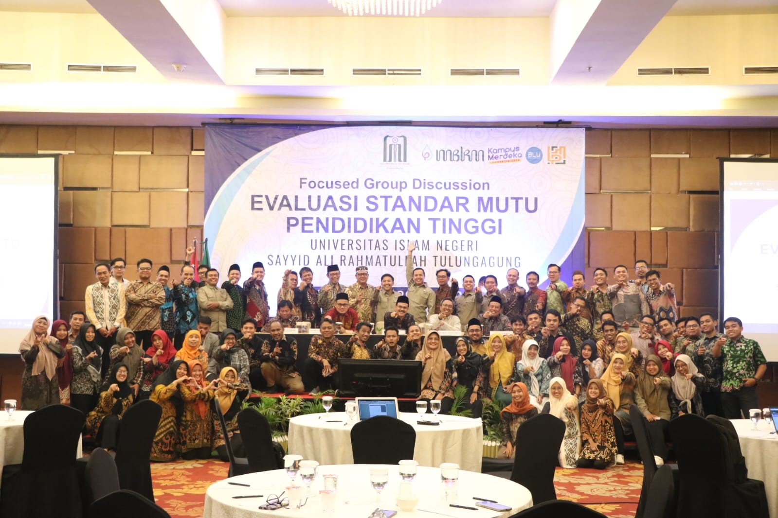 PENGELOLA FASIH PARTISIPASI DALAM FOCUSED GROUP DISCUSSION (FGD) EVALUASI STANDAR MUTU PENDIDIKAN TINGGI